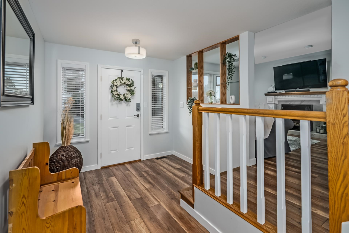 Living Room Photo of 4645 46a Street, Delta, BC