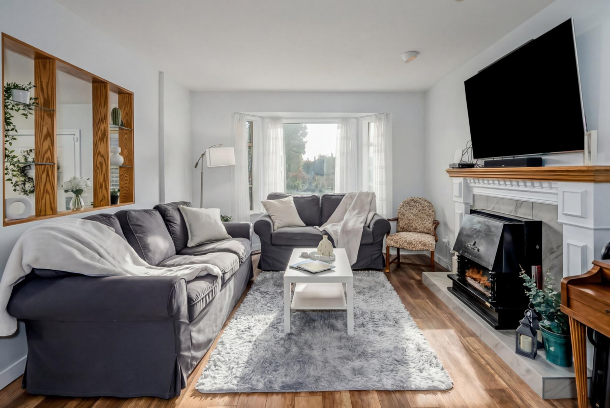 Primary Bathroom Photo of 4645 46a Street, Delta, BC