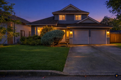 Fitness Center Photo Near 4645 46a Street, Delta, BC