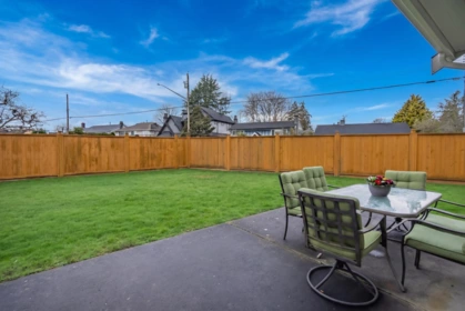 Swimming Pool Photo of 4645 46a Street, Delta, BC