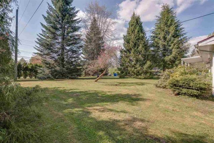 Living Room Photo of 12690 256 Street, Maple Ridge, BC