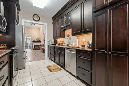 Breakfast Nook Photo of 39 730 Mccombs Drive, Harrison Hot Springs, BC