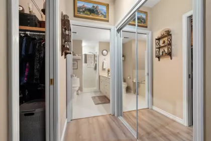 Entry Foyer Photo of 39 730 Mccombs Drive, Harrison Hot Springs, BC