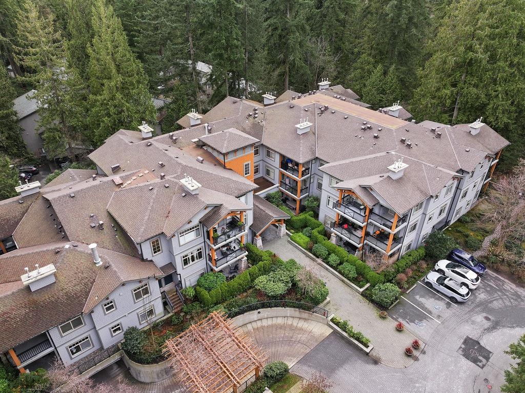 Mudroom Photo of 106 3125 Capilano Crescent, North Vancouver, BC