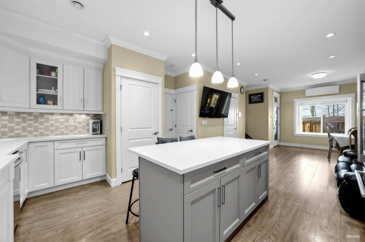 Family Room Photo of 6050 Hardwick Street, Burnaby, BC