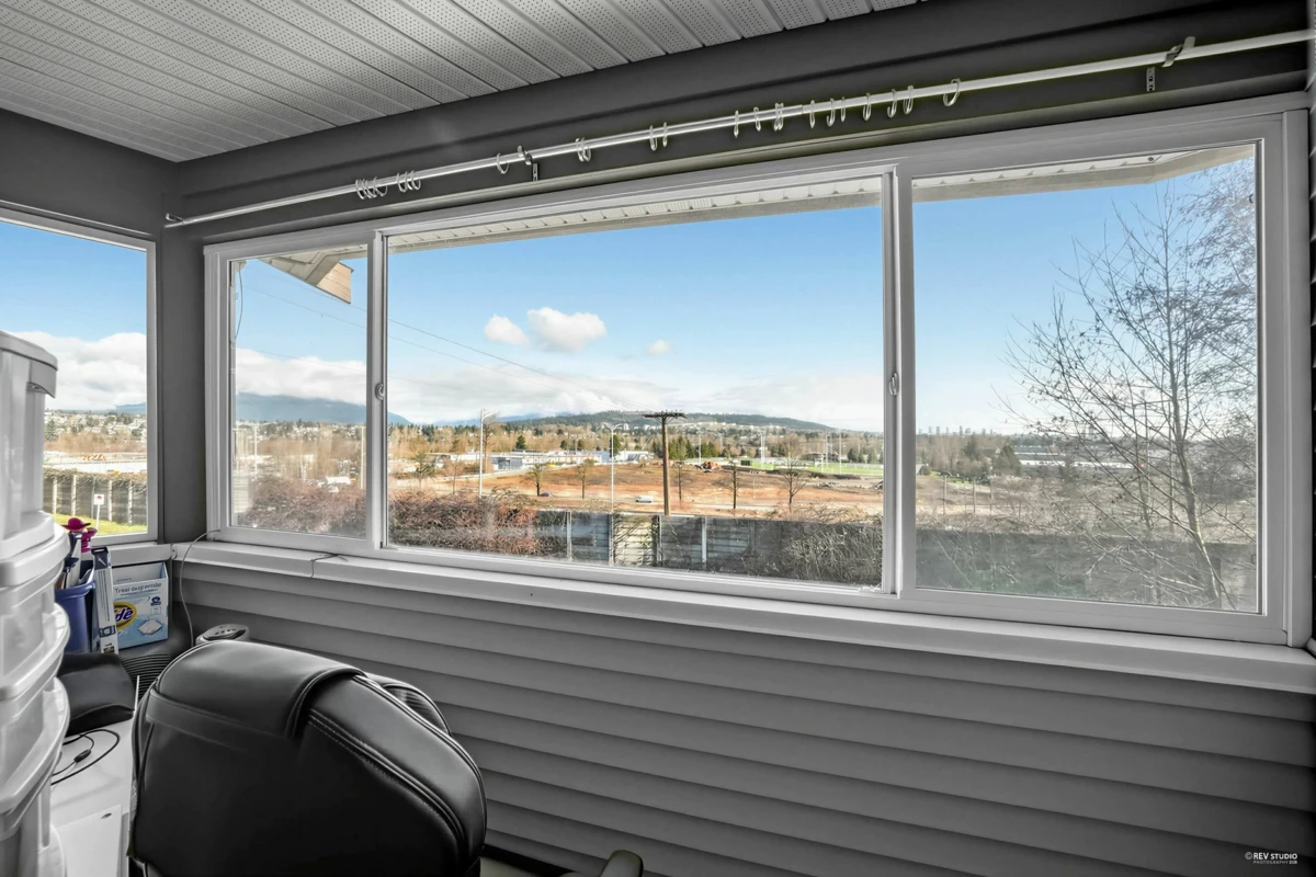 Office / Den Photo of 6050 Hardwick Street, Burnaby, BC