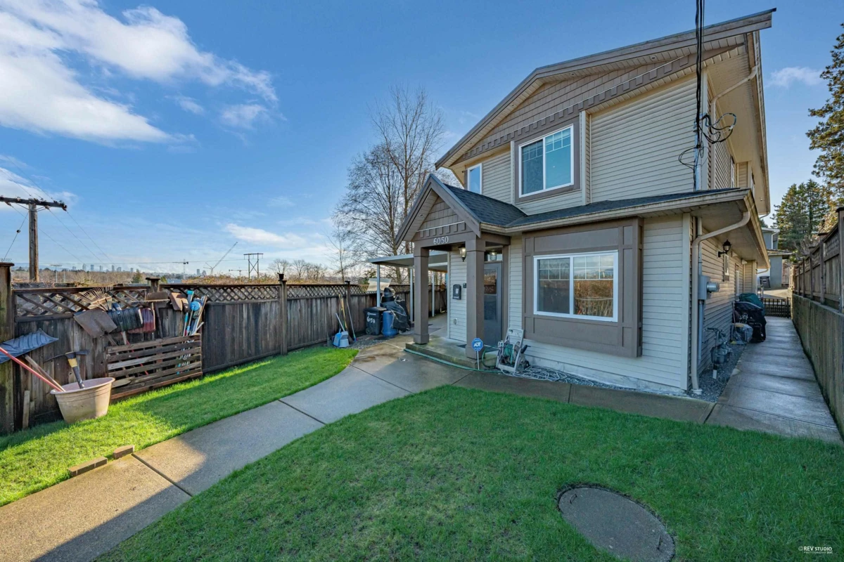 Outdoor Kitchen Photo of 6050 Hardwick Street, Burnaby, BC