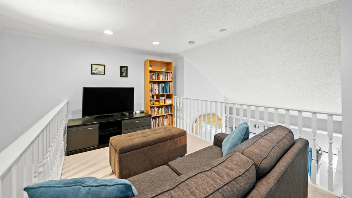 Backyard Photo of 302 620 Blackford Street, New Westminster, BC