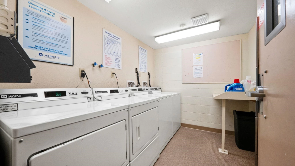 Neighborhood Park Photo Near 302 620 Blackford Street, New Westminster, BC