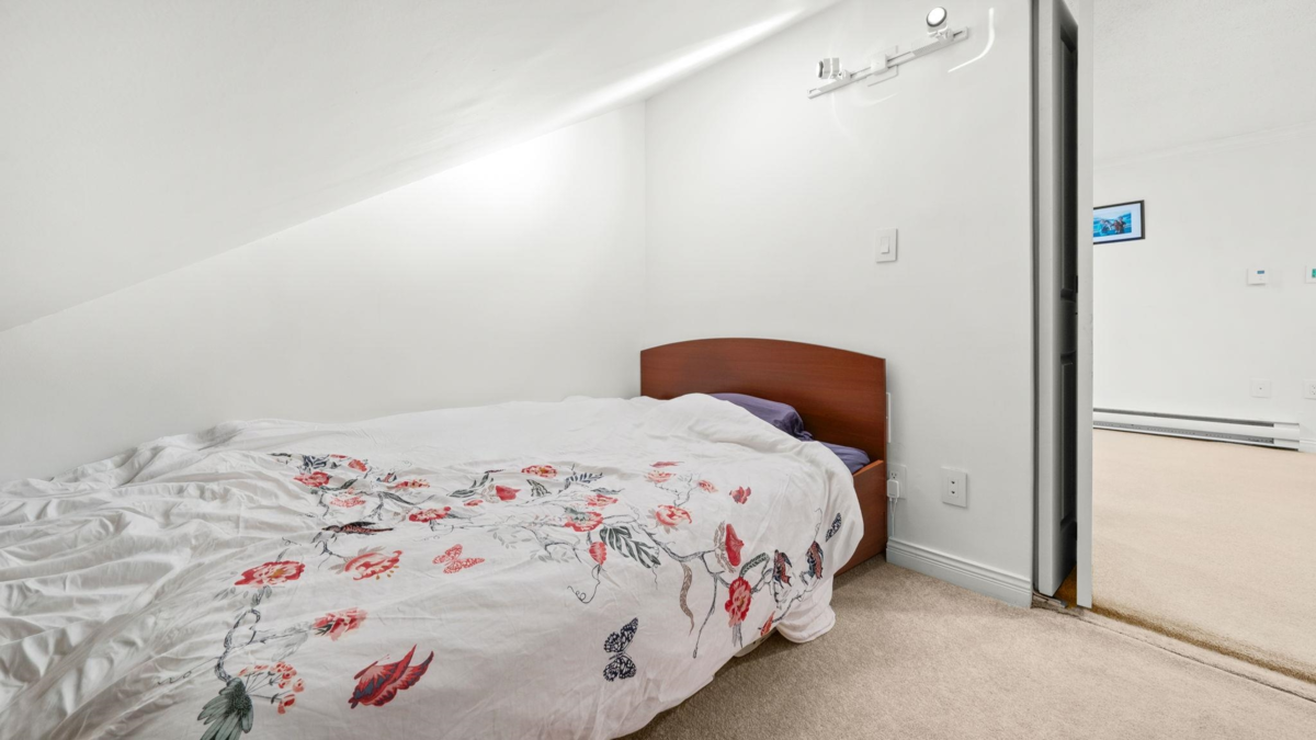 Outdoor Kitchen Photo of 302 620 Blackford Street, New Westminster, BC