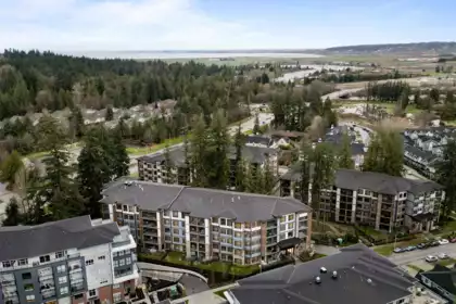 511 3535 146a Street, Surrey, BC, King George Corridor — 1 bed apartment/condo for sale