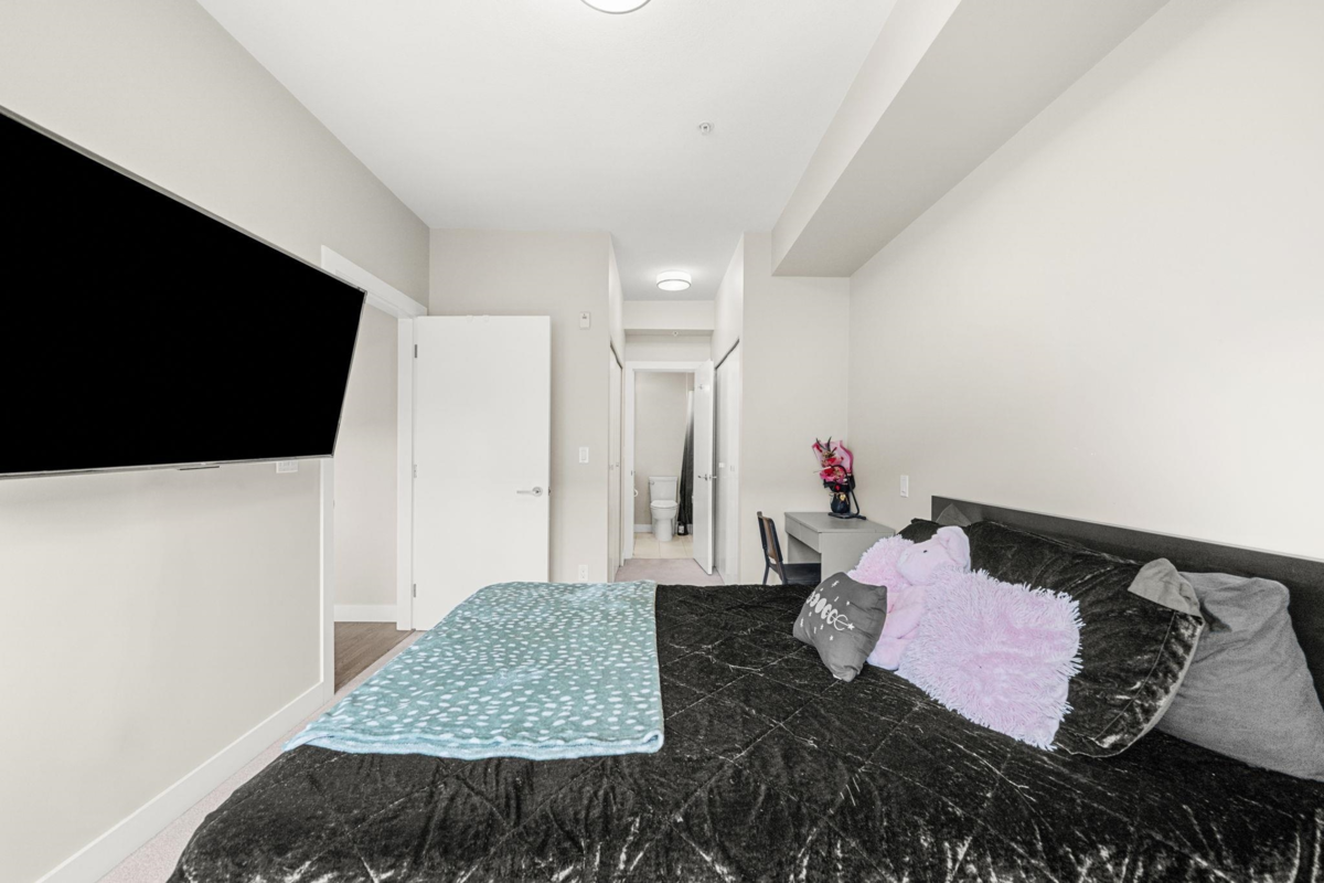 Guest Bathroom Photo of 313 10155 River Drive, Richmond, BC