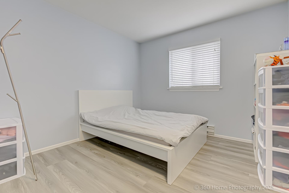 Office / Den Photo of 19088 63b Avenue, Surrey, BC