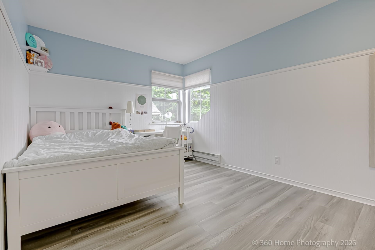 Powder Room Photo of 19088 63b Avenue, Surrey, BC