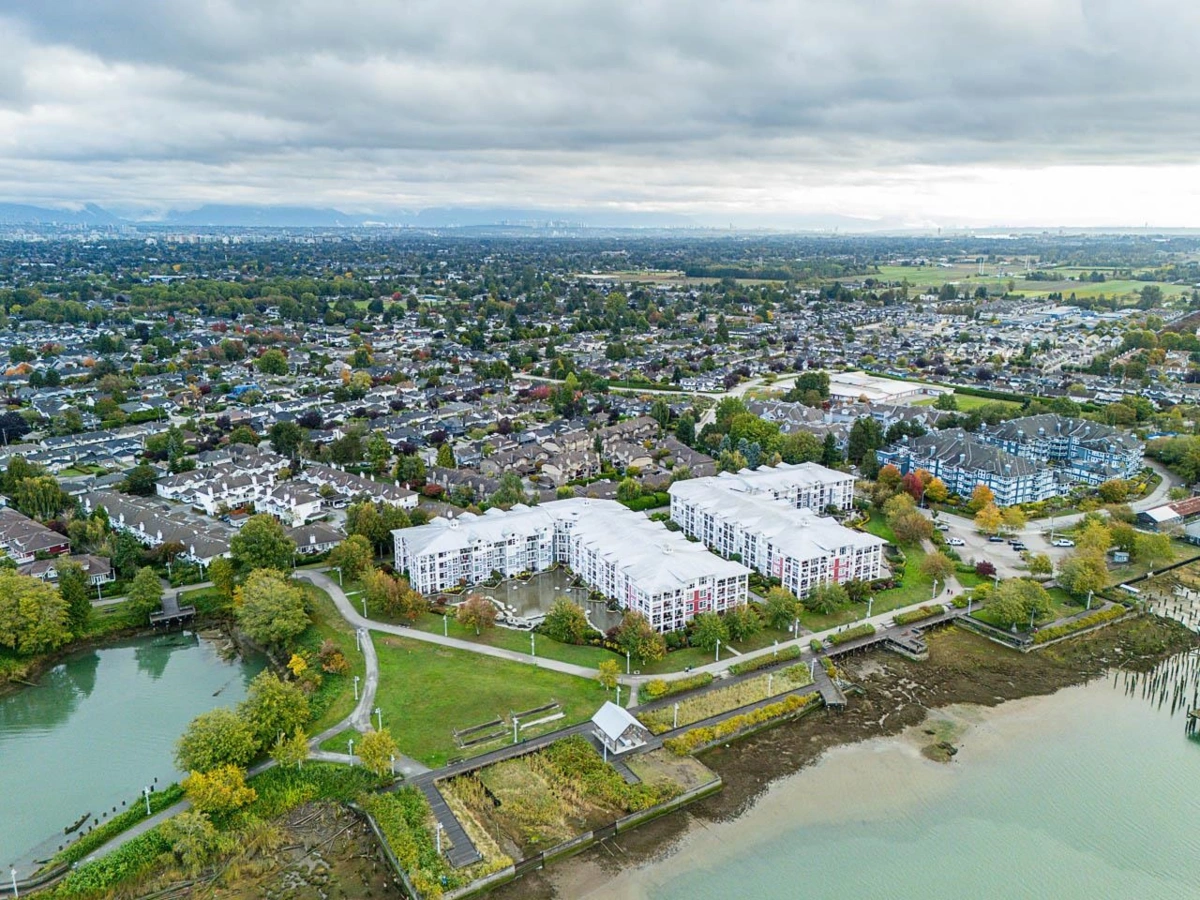 Community Amenities Photo (Clubhouse) of 39 12880 Railway Avenue, Richmond, BC