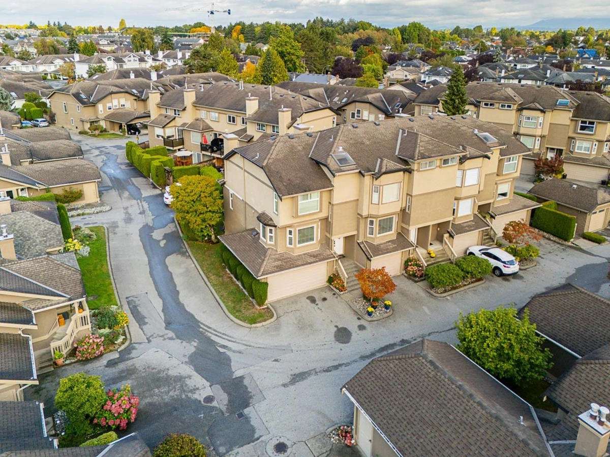 Hot Tub / Spa Photo of 39 12880 Railway Avenue, Richmond, BC