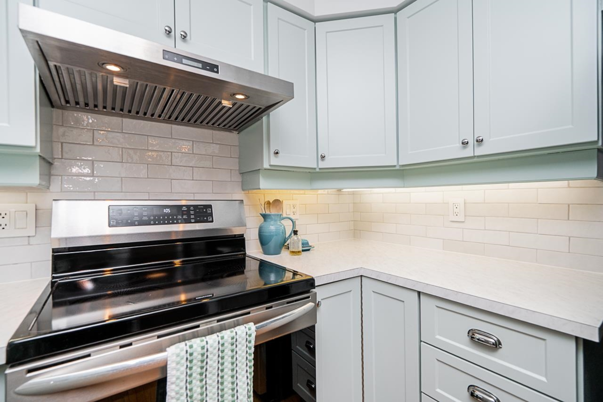 Living Room Photo of 39 12880 Railway Avenue, Richmond, BC