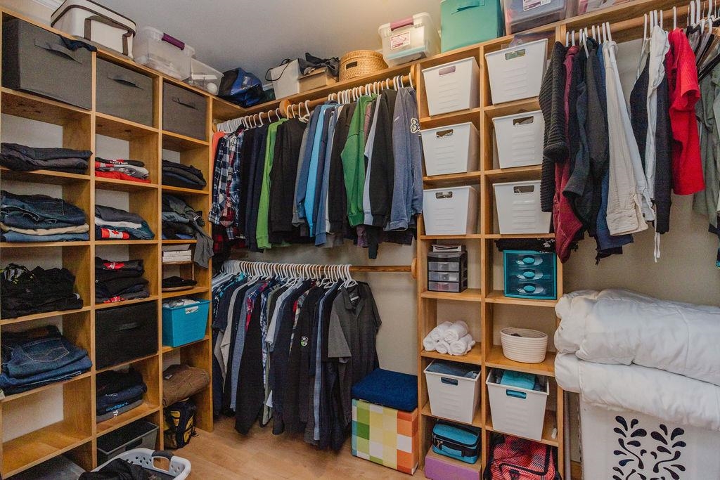 Loft / Bonus Room Photo of 835 Aurora Way, Gibsons, BC