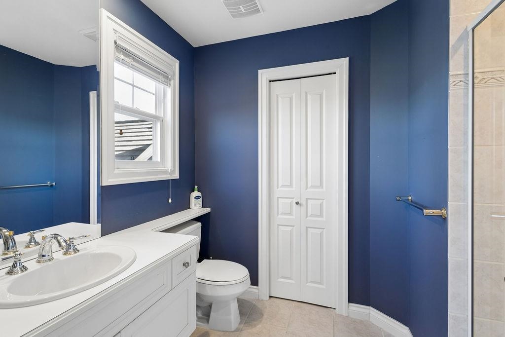Entry Foyer Photo of 19 15715 34 Avenue, Surrey, BC