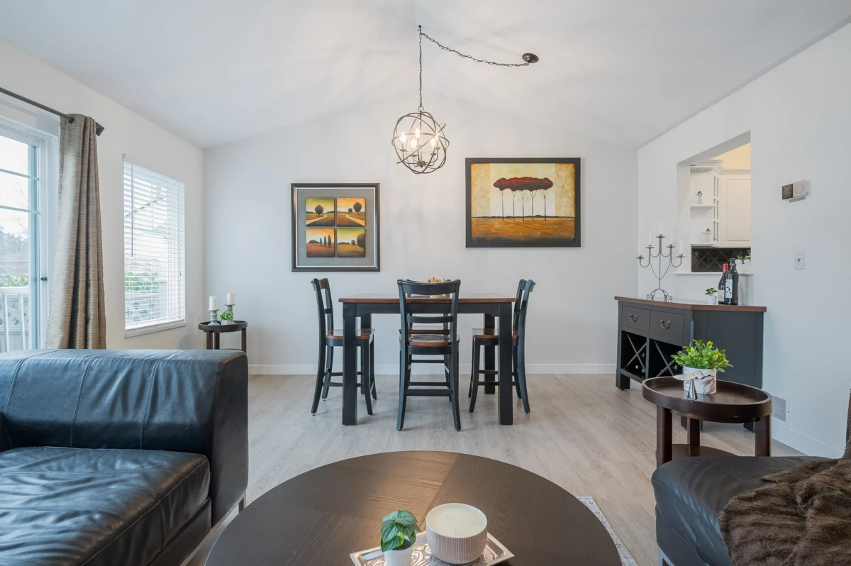 Breakfast Nook Photo of 4 20788 87 Avenue, Langley, BC