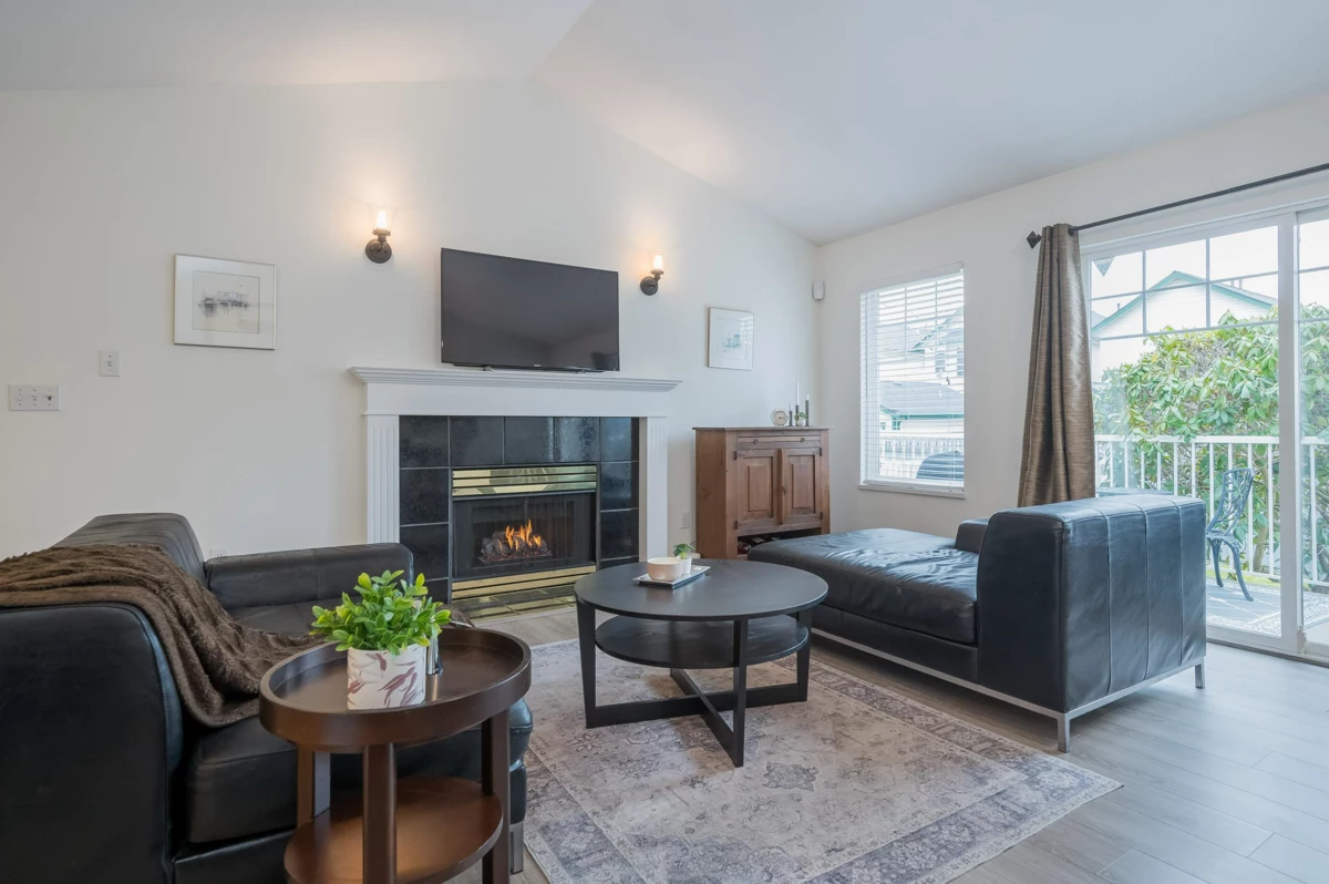 Dining Area Photo of 4 20788 87 Avenue, Langley, BC