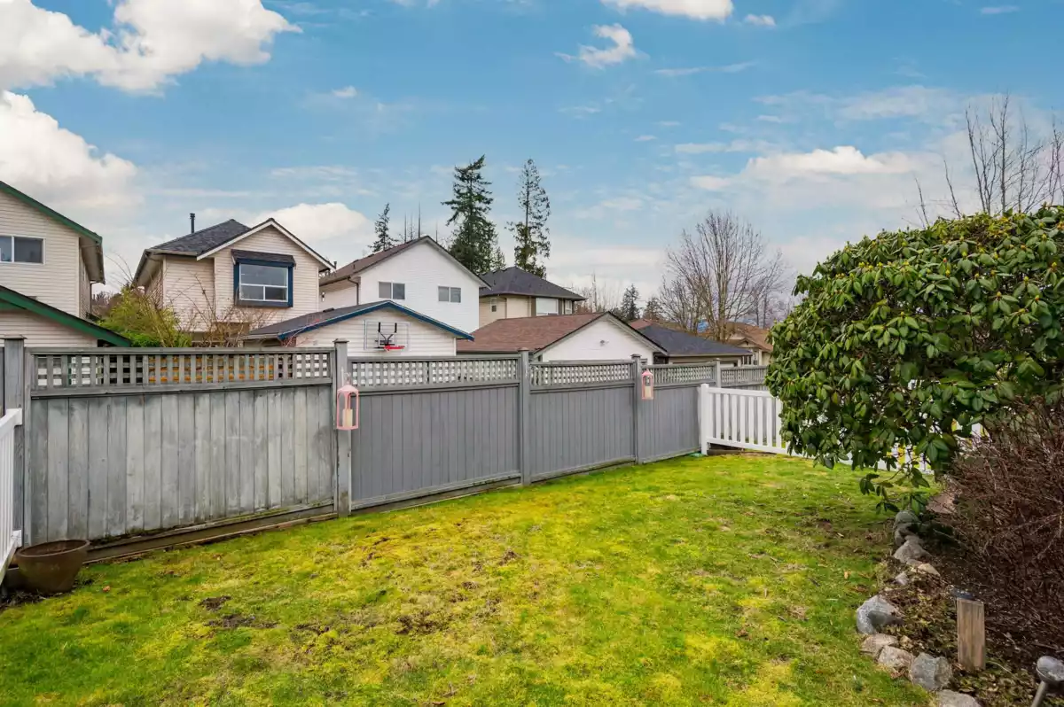 Family Room Photo of 4 20788 87 Avenue, Langley, BC