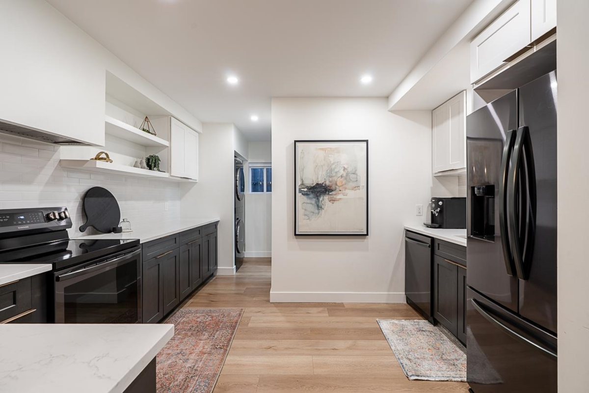 Garden / Landscaping Photo of 839 164 Street, Surrey, BC