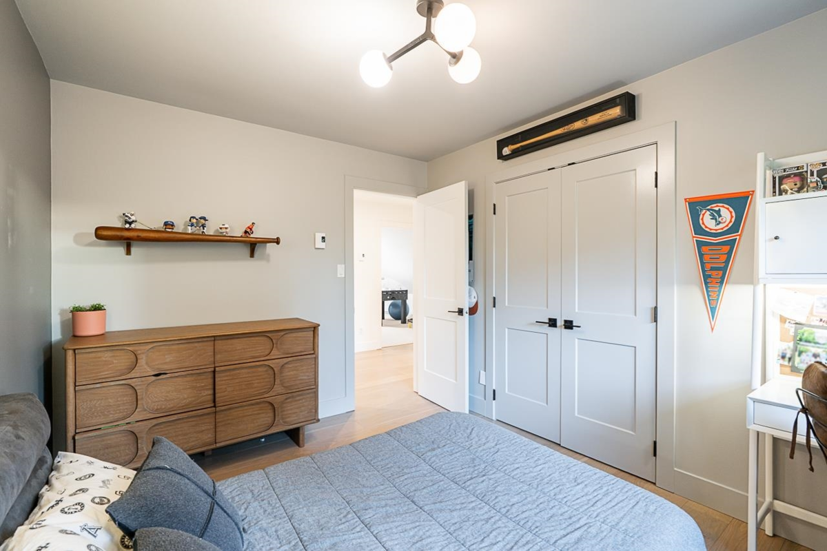 Hallway Photo of 839 164 Street, Surrey, BC