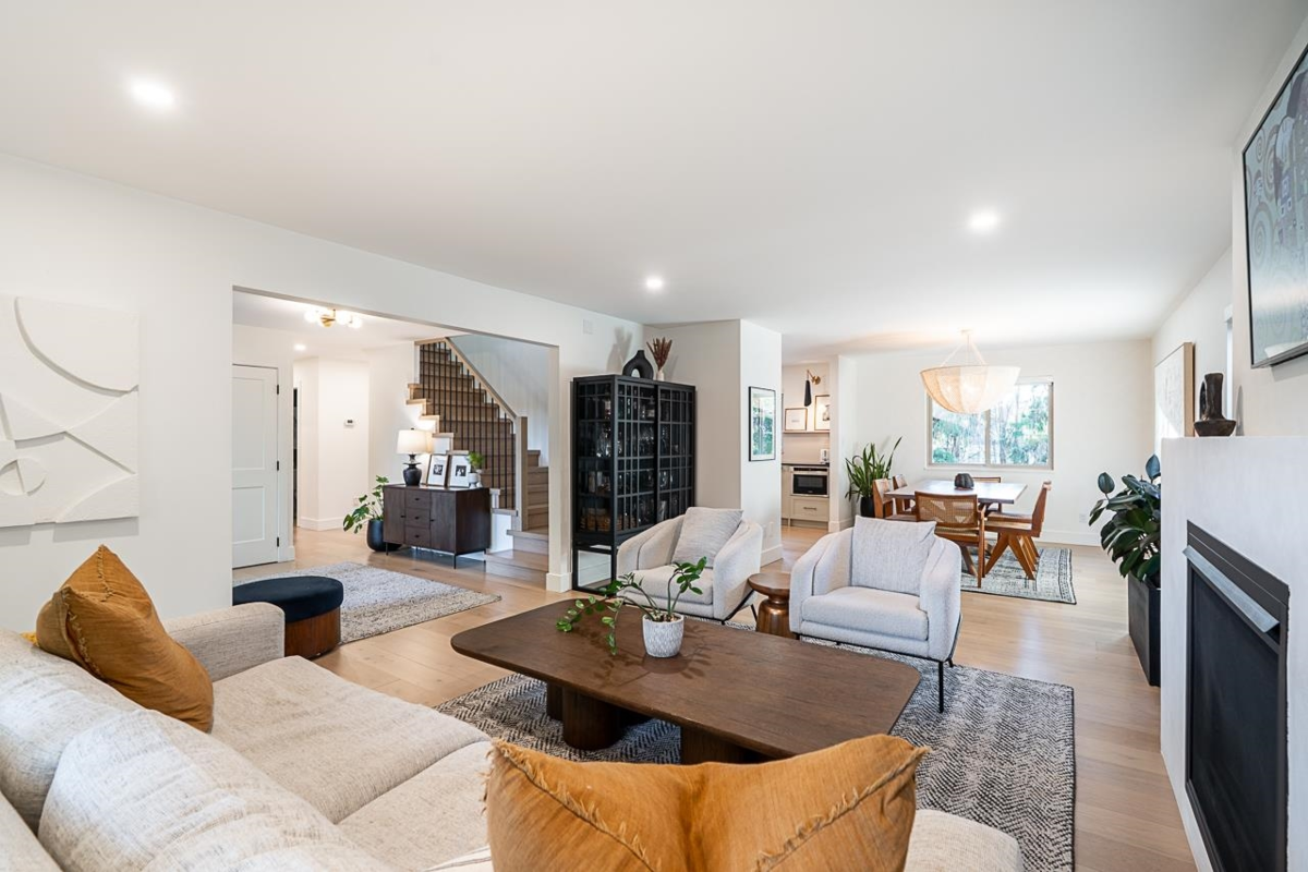 Kitchen Photo of 839 164 Street, Surrey, BC