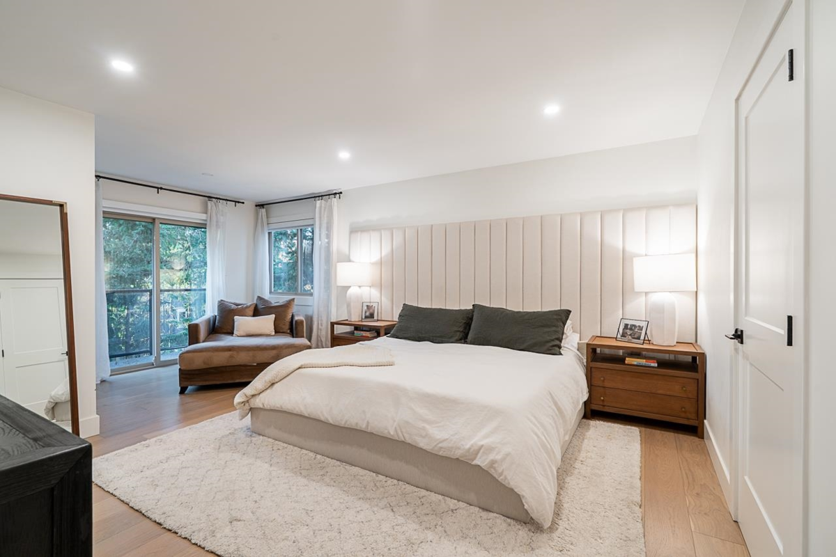 Loft / Bonus Room Photo of 839 164 Street, Surrey, BC