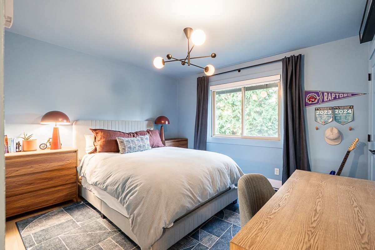 Staircase Photo of 839 164 Street, Surrey, BC