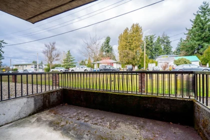 Basement Recreation Room Photo of 106 33956 Essendene Avenue, Abbotsford, BC