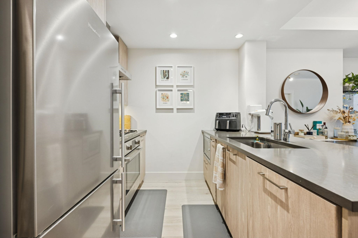 Guest Bathroom Photo of 305 10788 No. 5 Road, Richmond, BC