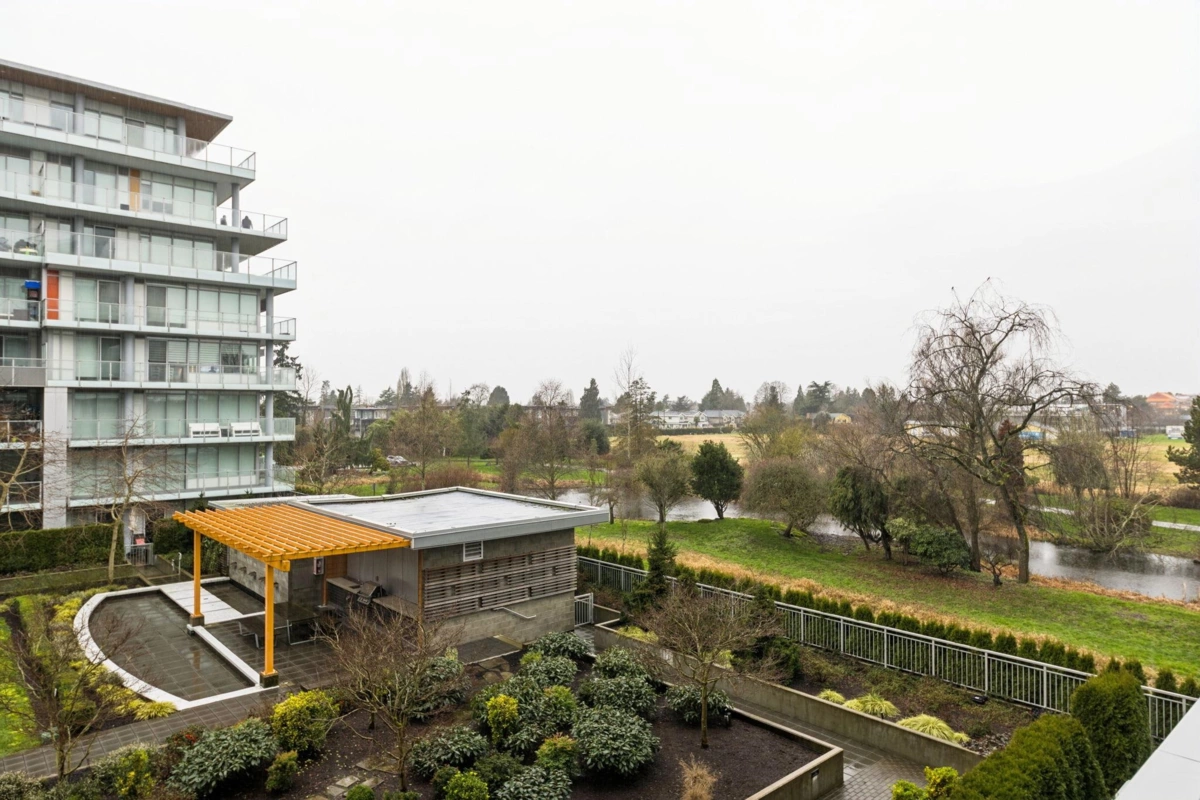 Hallway Photo of 305 10788 No. 5 Road, Richmond, BC