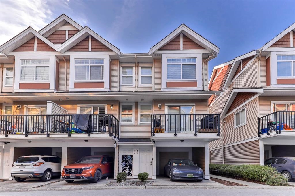 Outdoor Patio Photo of 42 8676 158 Street, Surrey, BC