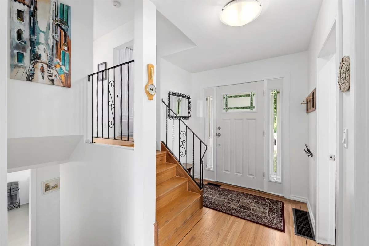 Dining Area Photo of 5259 12 Avenue, Delta, BC