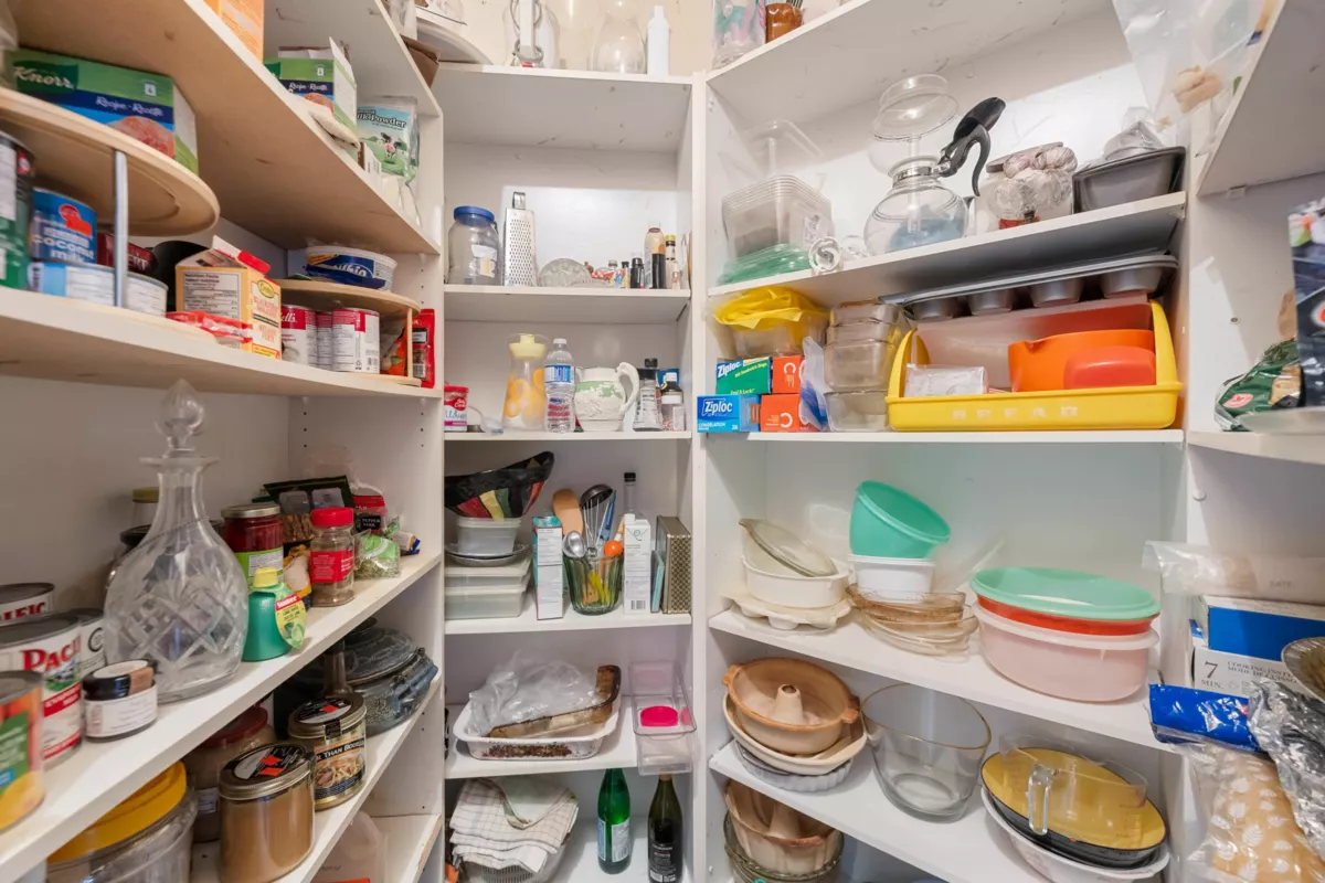 Bedroom 4 Photo of 111 1442 Foster Street, White Rock, BC