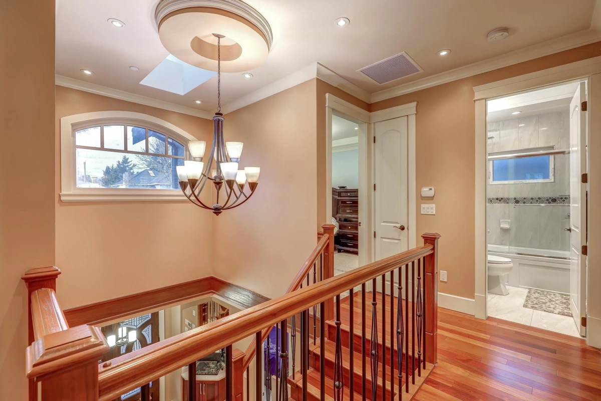 Entry Foyer Photo of 66 W 44th Avenue, Vancouver, BC