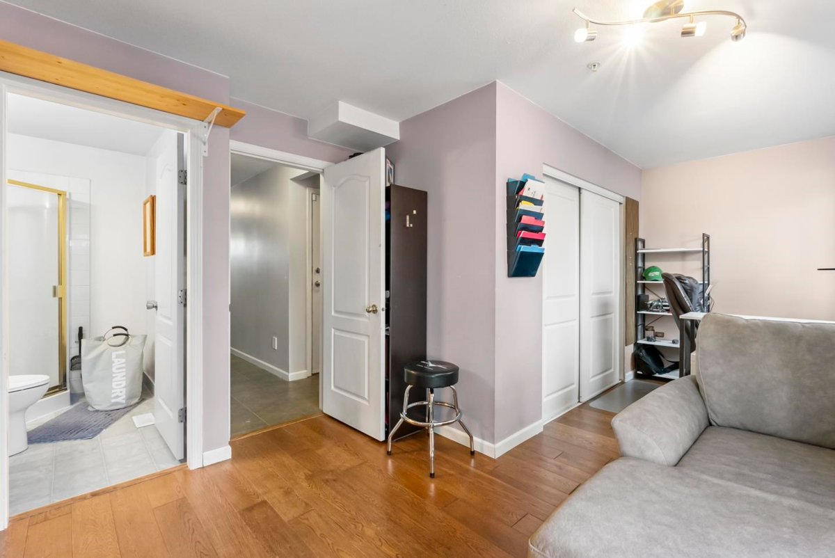 Entry Foyer Photo of 13 19948 Willoughby Way, Langley, BC