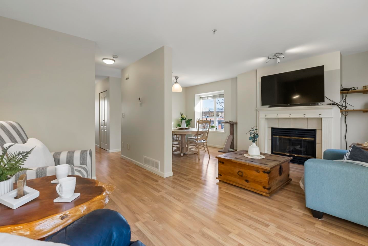 Family Room Photo of 13 19948 Willoughby Way, Langley, BC