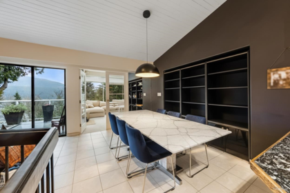 Breakfast Nook Photo of 749 Carleton Drive, Port Moody, BC