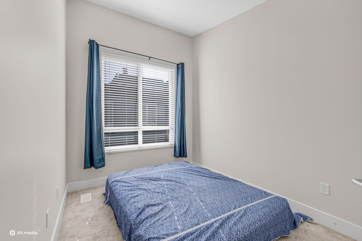 Walk-In Closet Photo of 11 5515 199a Street, Langley, BC