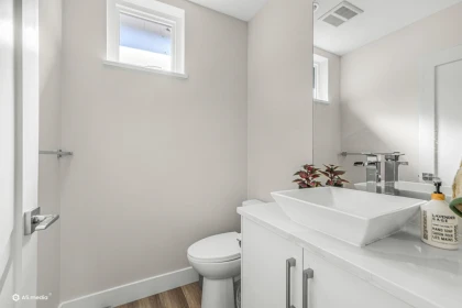 Primary Bathroom Photo of 11 5515 199a Street, Langley, BC