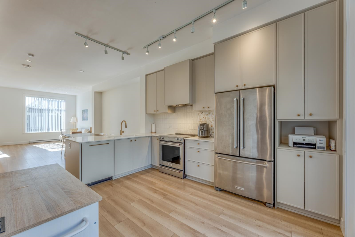 Walk-In Closet Photo of 133 1331 Olmsted Street, Coquitlam, BC