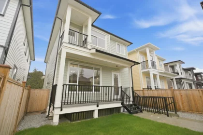 Backyard Photo of 17130 1 Avenue, Surrey, BC