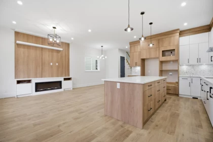 Kitchen Photo of 17130 1 Avenue, Surrey, BC