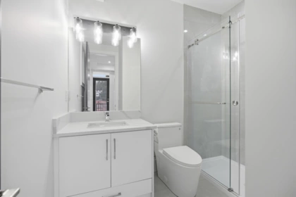Walk-In Closet Photo of 17130 1 Avenue, Surrey, BC