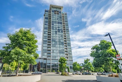 404 2180 Gladwin Road, Abbotsford, BC, Abbotsford — Apartment/Condo for sale