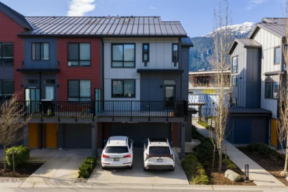 Outdoor Deck Photo of 37995 Helm Way, Squamish, BC