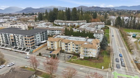 305 2410 Emerson Street, Abbotsford, BC, Abbotsford — Apartment/Condo for sale